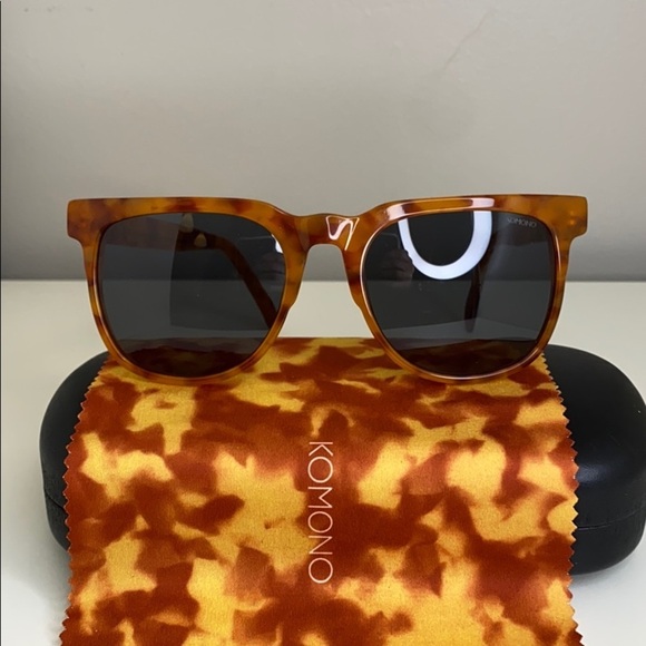 Komono sunglasses New Riviera Caramel Demi orange brown tortoise main image 14